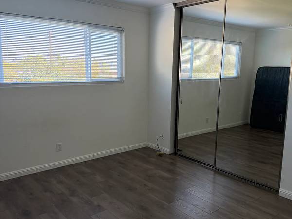 2BR/1BA Condo on Loma Vista Ave · Oakland photo 3