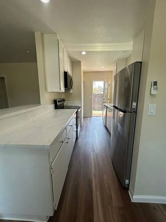 1086-1086 Dutton Ave Santa Rosa, CA 95407 photo 4