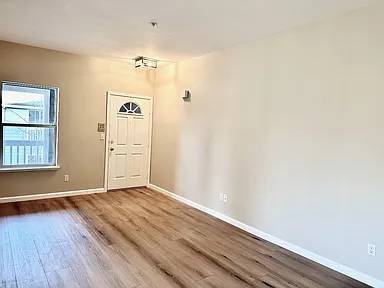 2BR/1BA Other on 8th St · Santa Rosa photo 5