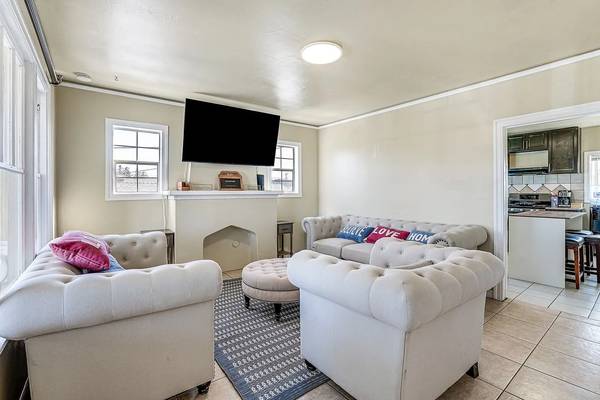 1218 84th Ave Oakland, CA 94621 photo 2