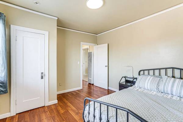 1218 84th Ave Oakland, CA 94621 photo 3