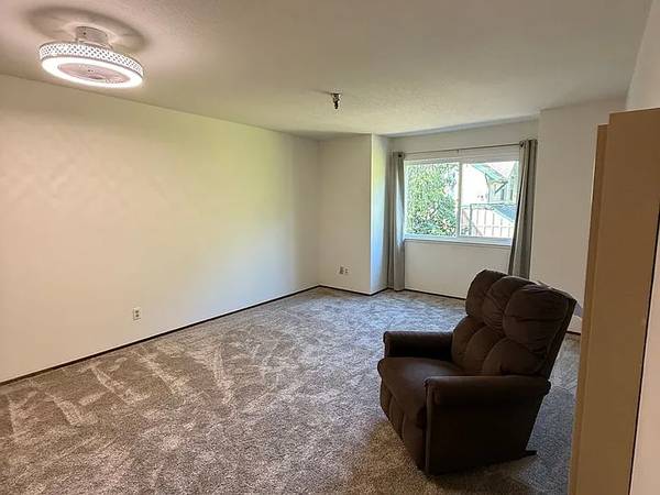 1BR/1BA Other on Vista Prieta Ct · Santa Cruz photo 4