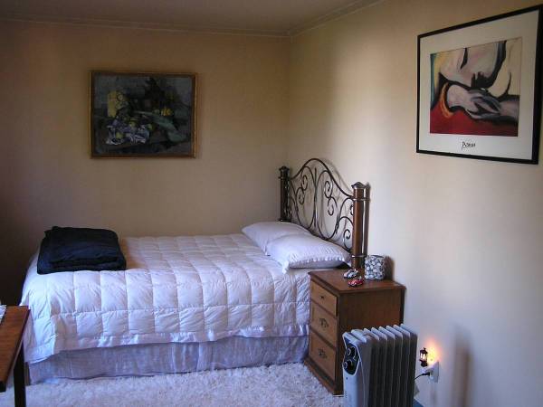 2BR/1BA Apartment · Mill Valley photo 2