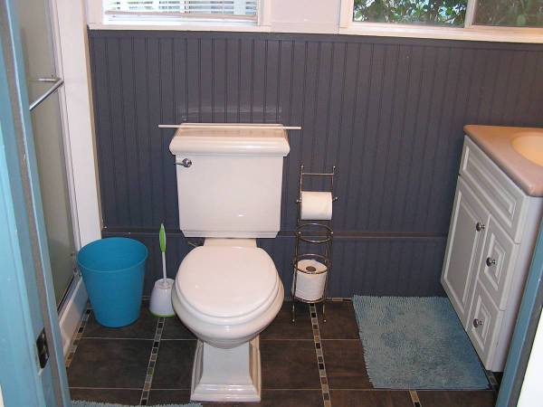 2BR/1BA Apartment · Mill Valley photo 4