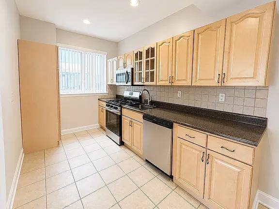 1BR/1BA Apartment · San Francisco photo 3