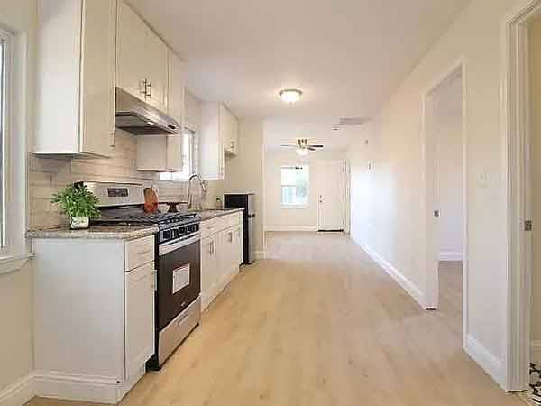 2BR/1BA Apartment · San Rafael photo 2
