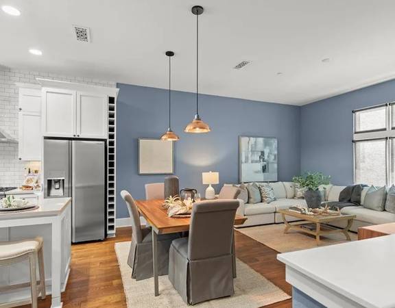 3BR/3BA Apartment · Campbell photo 2