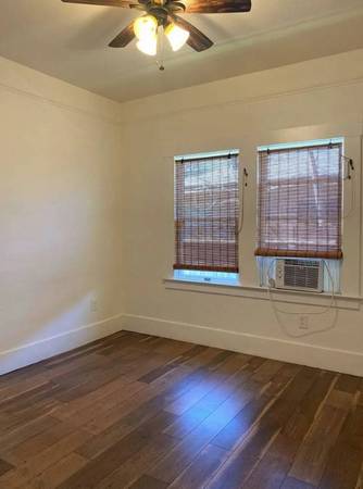 2BR/1BA Apartment · Novato photo 3