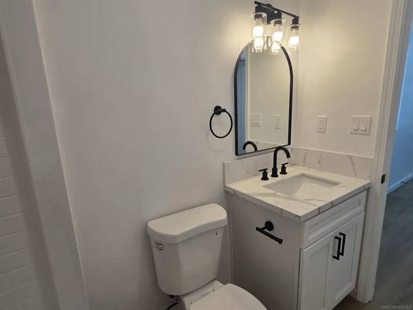 1BR/1BA Other on E Cavour St · Daly City photo 3