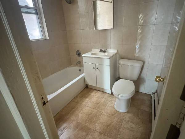 1BR/1BA Apartment · New York photo 3