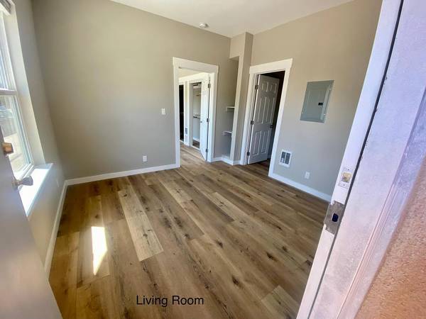 1BR/1BA Apartment · San Rafael photo 2