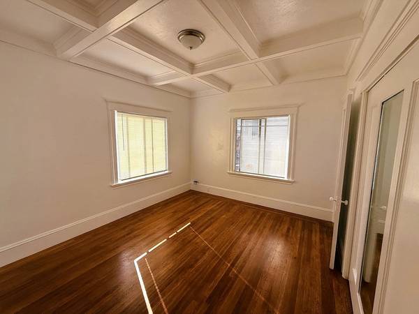 464 41st St Oakland, CA 94609 photo 2