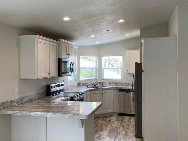 1BR/1BA Apartment · San Francisco photo 3