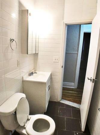 2BR/1BA Apartment · Novato photo 3