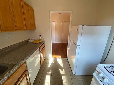 2BR/1BA Apartment · Petaluma photo 4