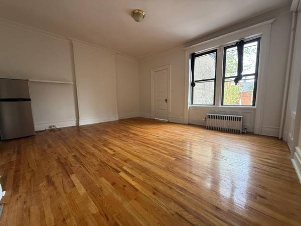 Gorgeous 3 Bedroom Home With Adu In Crescent Park photo 3
