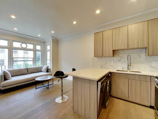 1BR/1BA Apartment on Pine St Apt 4 · San Francisco photo 2