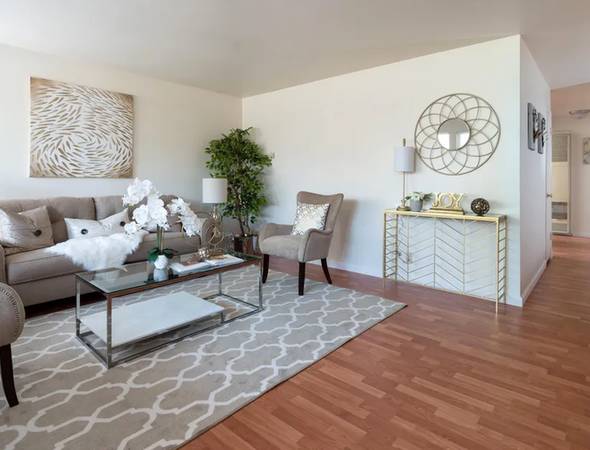 Park Villa Apartments photo 2