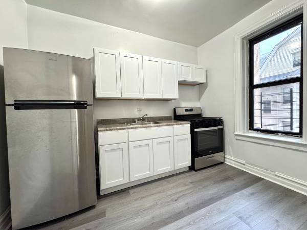 2BR/1BA Apartment · Hayward photo 5