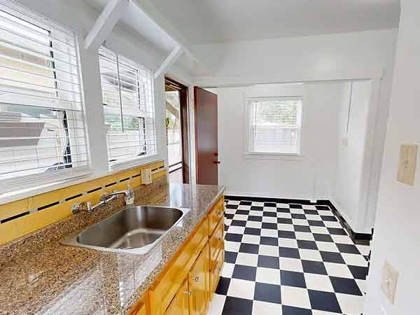 1BR/1BA Apartment · Brooklyn photo 3