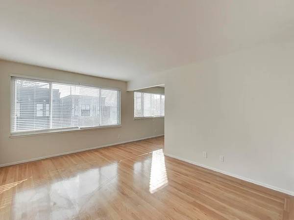 2BR/1BA Apartment on Hayes St · San Francisco photo 2