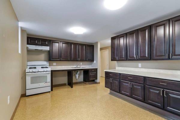 2BR/1BA Apartment · San Francisco photo 5