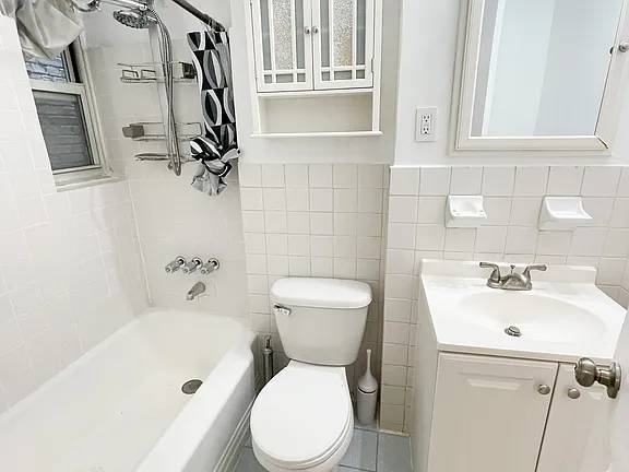 1BR/1BA Apartment · New York photo 3