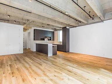 Stunning 4Bed/2.5ba Condo in Pacific Heights photo 2