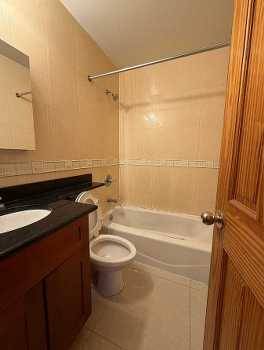 2BR/1BA Apartment · San Francisco photo 4