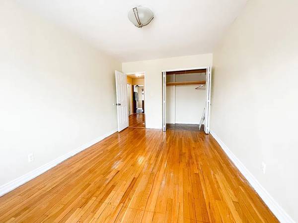 1BR/1BA Apartment · New York photo 2