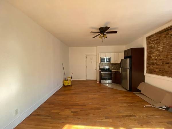 2BR/1BA Apartment · San Rafael photo 3