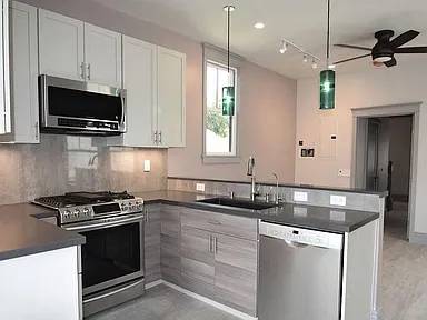 3BR/2BA Apartment on Sanchez St · San Francisco photo 2