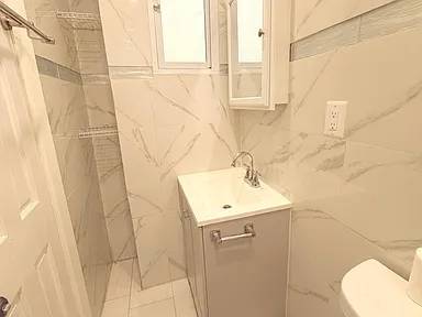 1BR/1BA Apartment · San Francisco photo 3