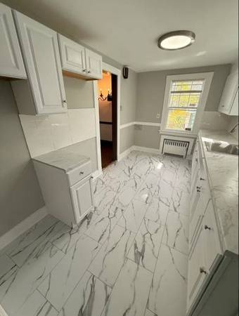 2BR/1BA Apartment · Emeryville photo 5