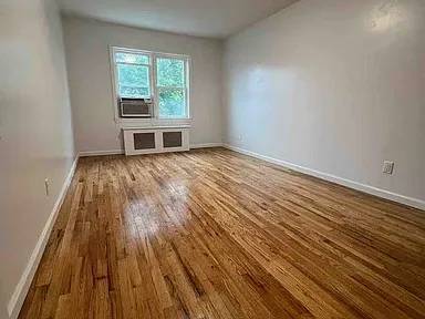 2BR/1BA Apartment · Fairfax photo 3