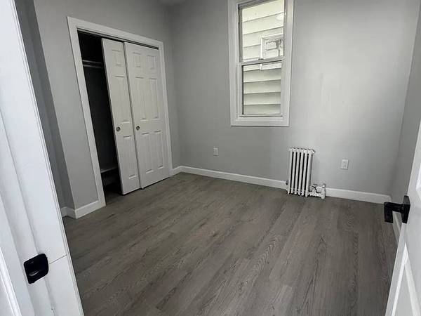 2BR/1BA Apartment · San Francisco photo 2