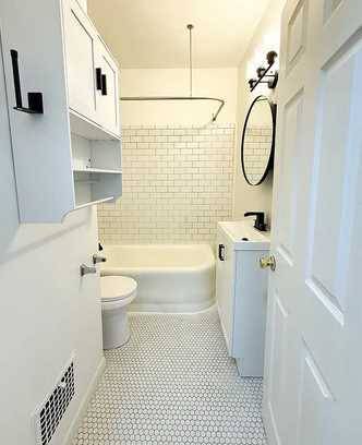 2BR/1BA Apartment · Menlo Park photo 4