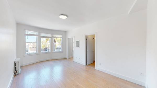 Apartments on Hermann St - 303 · San Francisco photo 2
