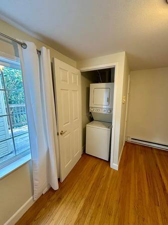 2BR/1BA Apartment · San Mateo photo 4