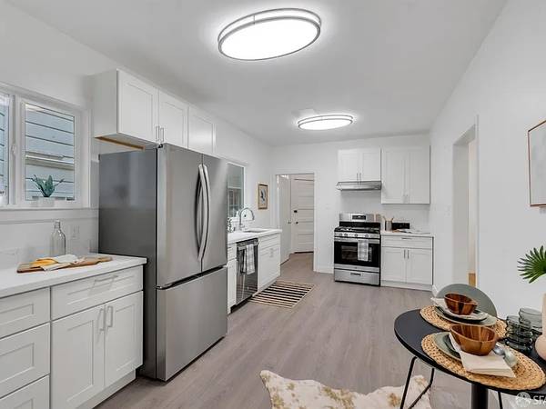 1BR/1BA Duplex on Jackson St · San Francisco photo 4