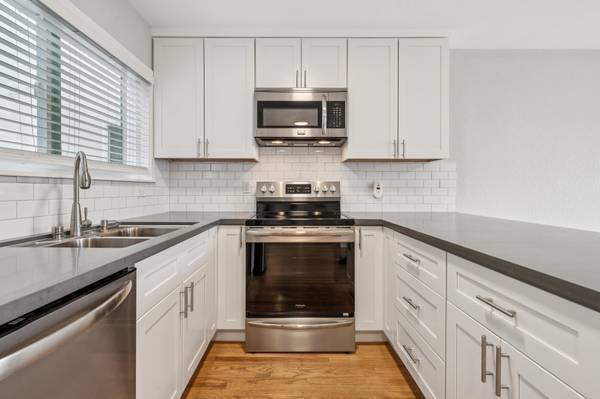 2BR/1BA Apartment · Brooklyn photo 3