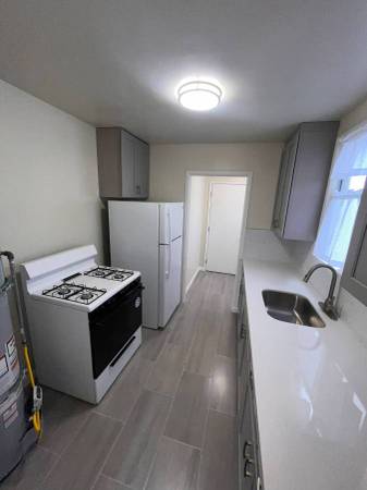 Apartments on San Pablo Avenue Near Mcbryde · Oakland photo 2