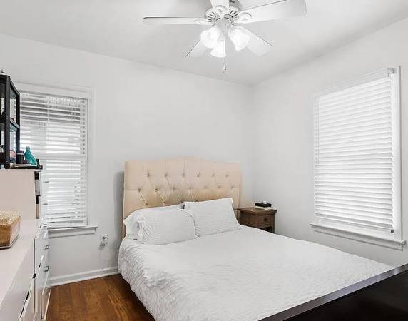 2BR/1BA Apartment · Woodside photo 2