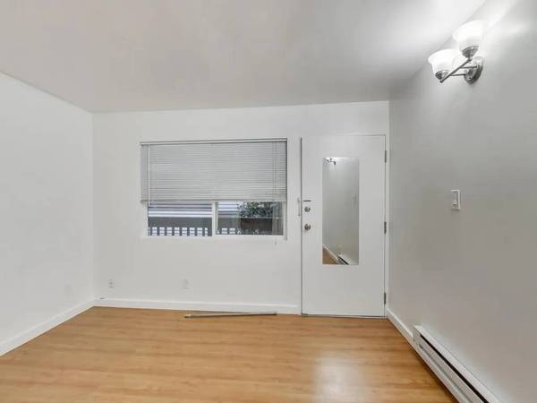 1BR/1BA Apartment on 24th St Near Northgate · Oakland photo 2