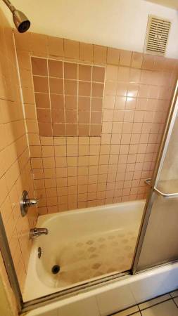 1BR/1BA Single Family House on Park Boulevard Near Cleveland · Oakland photo 5