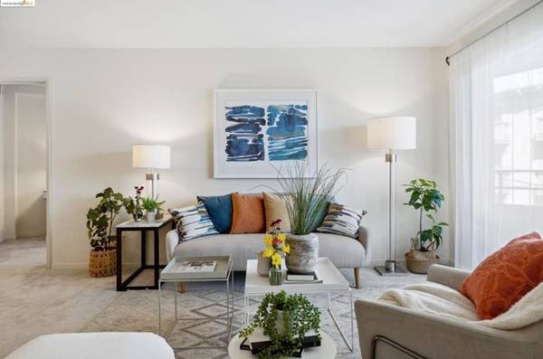 1BR/1BA Condo on Monte Vista Ave · Oakland photo 5