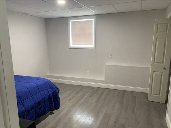 2BR/1BA Apartment · Staten Island photo 2