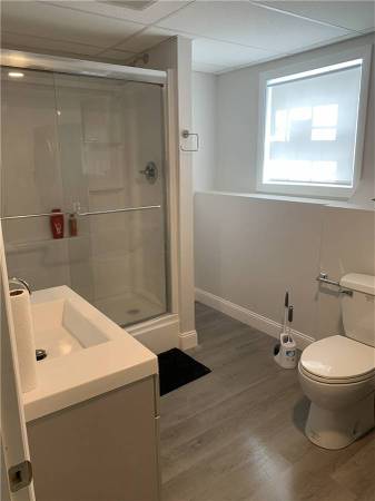 2BR/1BA Apartment · Staten Island photo 5