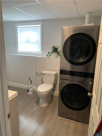 2BR/1BA Apartment · Staten Island photo 4