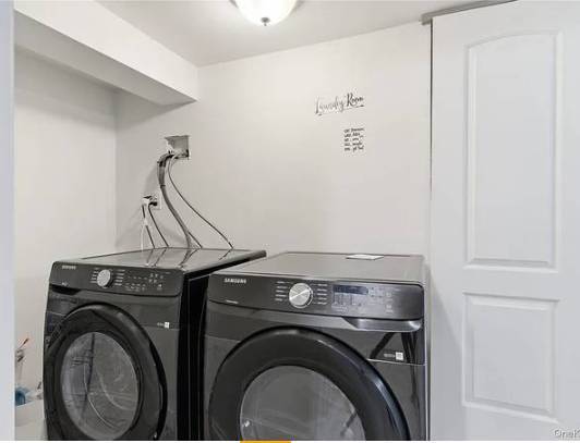 2BR/1BA Apartment · Staten Island photo 5